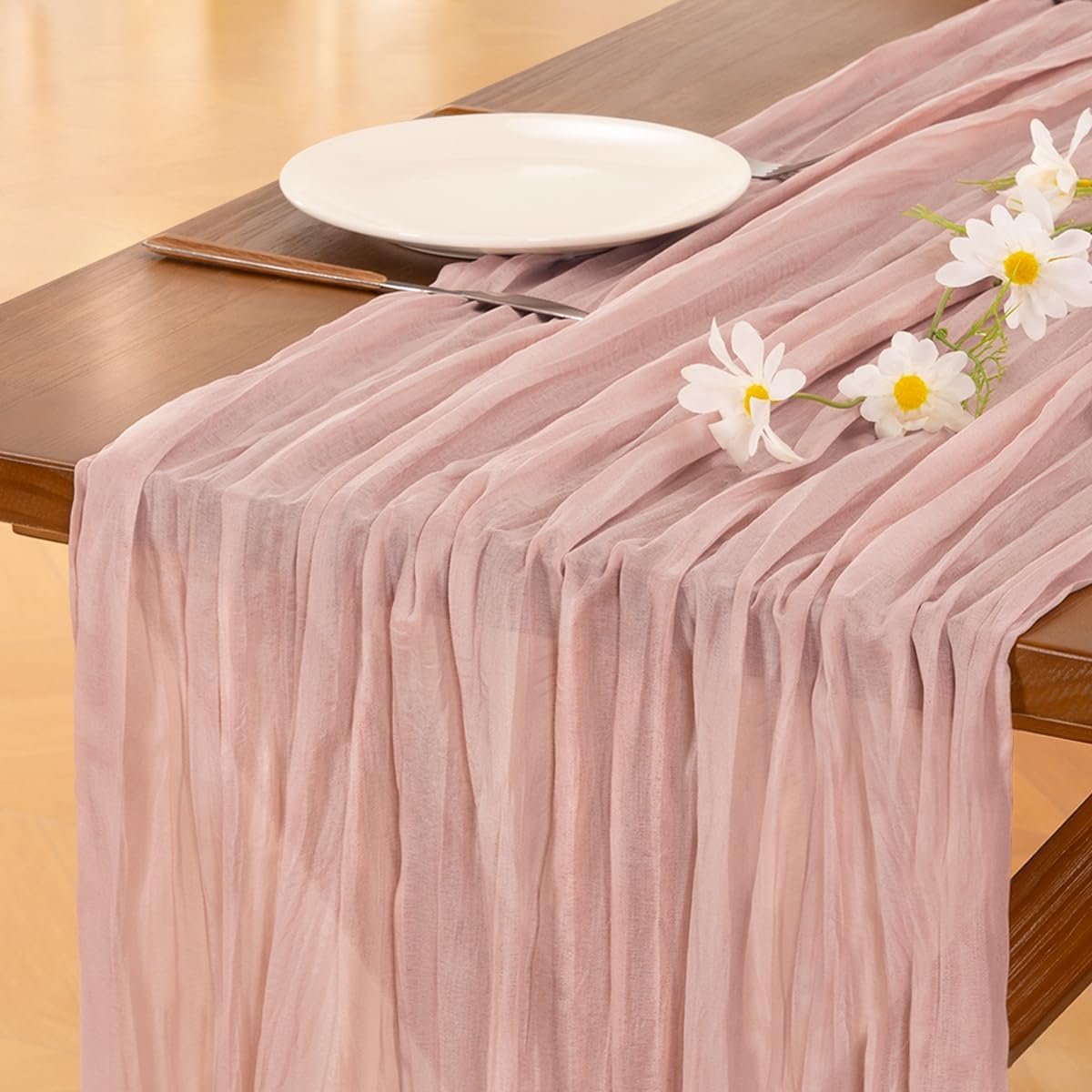 blush table runner